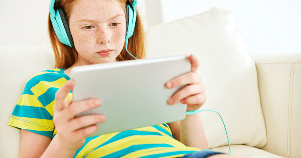 Screen Time & Skills Deficit – How Tech is Failing Californian Kids